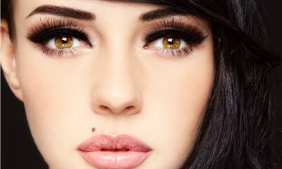 Care of the false eyelashes
